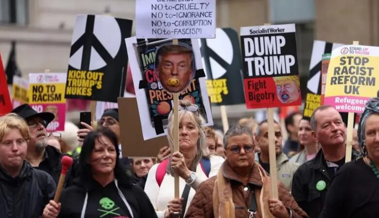 Зупиніть Трампа: у Лондоні мітингують тисячі осіб