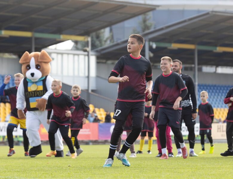 50 проти 11: діти з Олександрії та благодійна ініціатива Павла Журила кинули виклик професійним футболістам