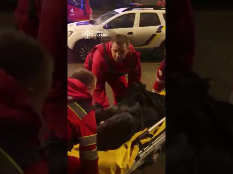 Ніч в Києві. 9 людей травмовано, 20 — врятовано внаслідок нічної російської атаки.