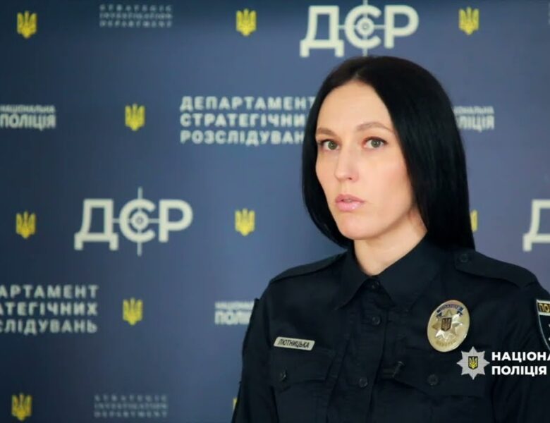 36 тисяч доларів за виключення з військового обліку: у Києві поліція затримала посадовця держоргану