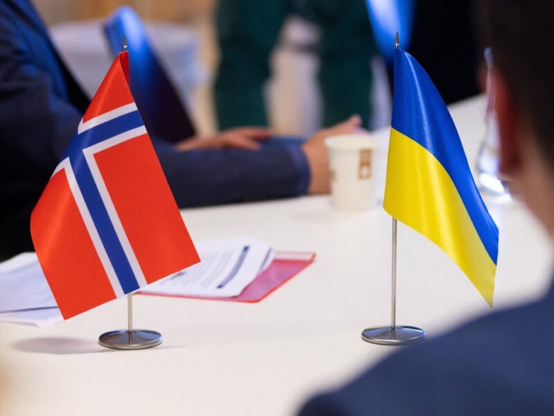 У Норвегії Олена Зеленська відвідала медичний заклад, де лікують поранених українських воїнів