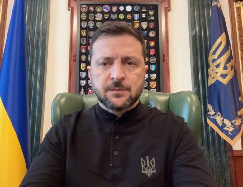 Володимир Зеленський присвоїв почесну відзнаку «Місто-герой України» 16 містам