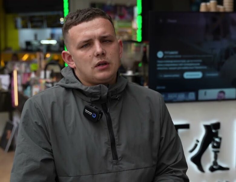 Країна амбітних людей. Історія Олександра Толоченка