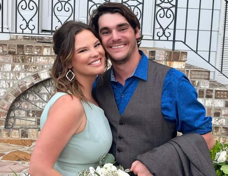 Ар-Джей Мітт освідчився коханій після десяти років знайомства