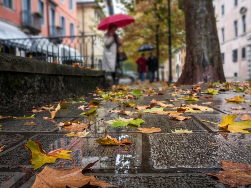 Більшу частину України накриють дощі: подекуди значні опади