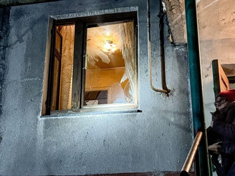 БПЛА вдарили по Сумах: пошкоджено багатоповерхівки