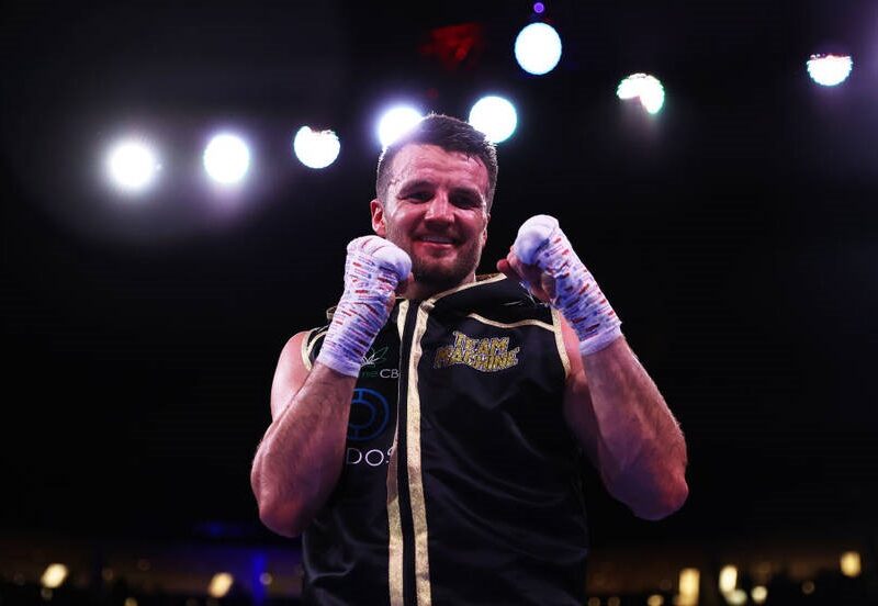 Британський боксер оцінив шлях Ломаченка у професійному боксі