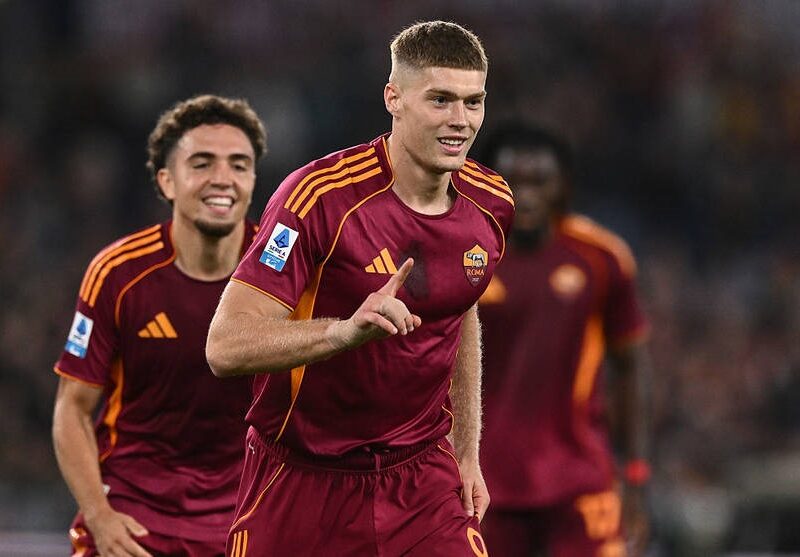 Довбик може змінити клуб і перейти до лідера Серії А – ЗМІ