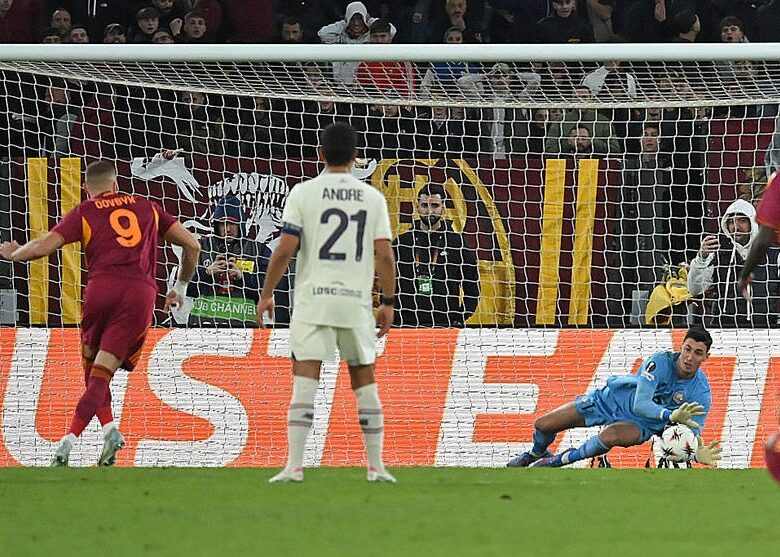 Довбик про епізод з двома незабитими пенальті: Треба було йти бити третій