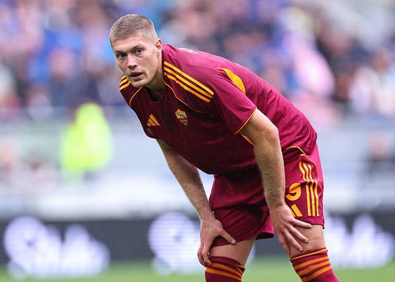 Довбик про трансфер у Мілан: Був у межах можливого