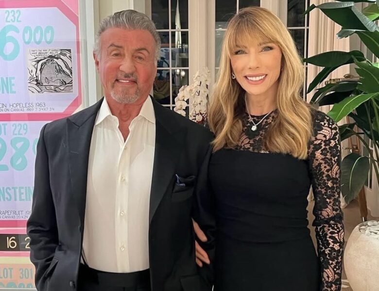 Дружина Сталлоне розкритикувала батьків за підтримку трансгендерності дітей