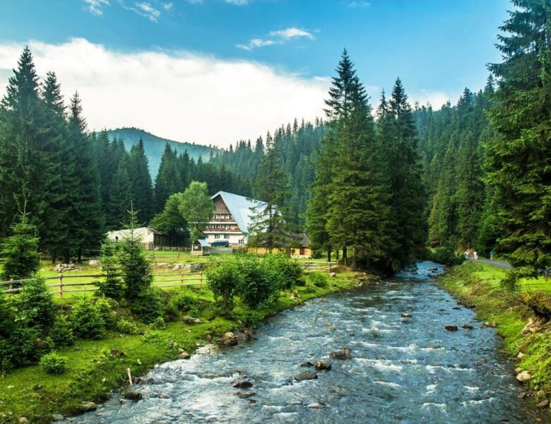 Два українські села – серед найкращих для туристів у світі