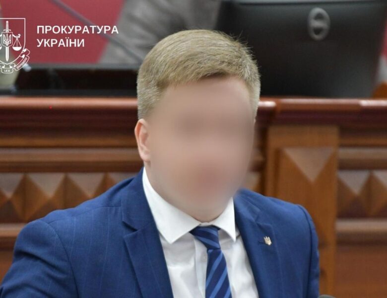 Екссекретаря Київради судитимуть за сприяння ухиленню від служби