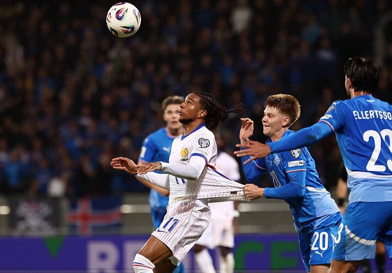 Франції було нелегко в гостях у Ісландії