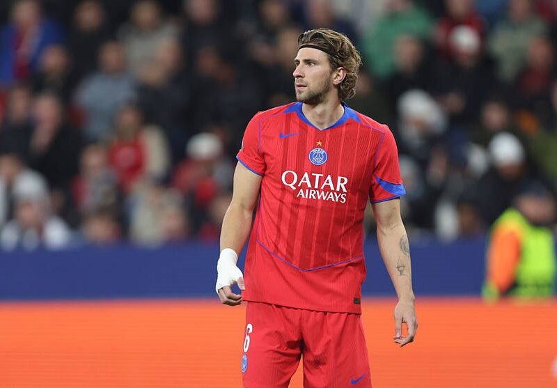 Французький журналіст вважає, що Забарний не коштує 60 мільйонів євро