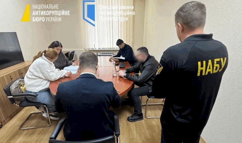 Голову облради з дружиною-нардепкою викрили у у недостовірному декларуванні