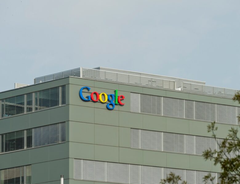 Google інвестує $15 млрд у ШІ-центр в Індії