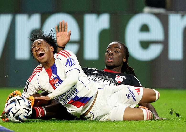 Гравця Страсбура дискваліфікували за грубий фол у матчі чемпіонату Франції