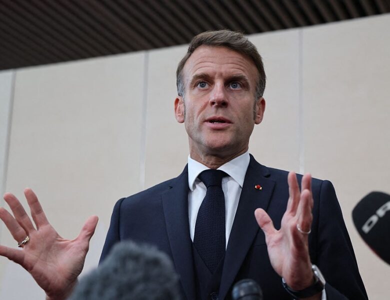 Хаос у Франції. Під Макроном хитке крісло