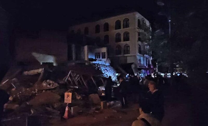 Кілька провінцій Туреччини охопив потужний землетрус, є руйнування