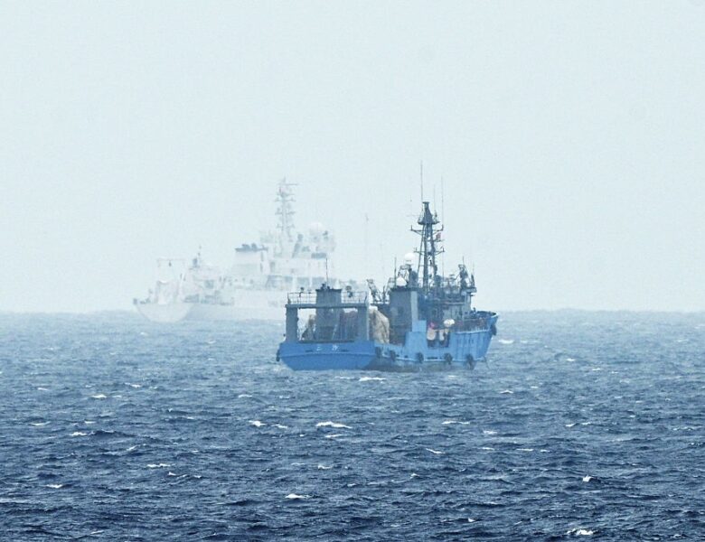 Китай і Філіппіни звинуватили одне одного у зіткненні суден