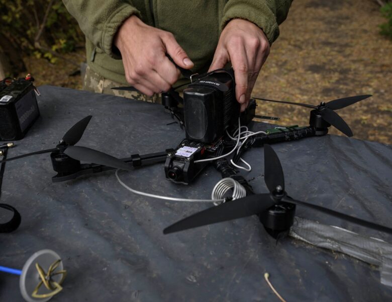 Китай обмежив продаж Україні комплектуючих для дронів -ЗМІ