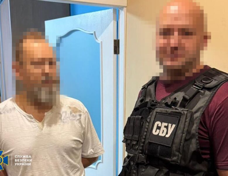 Клірик МП, поліціянт й переселенець: викрито трьох проросійських агітаторів