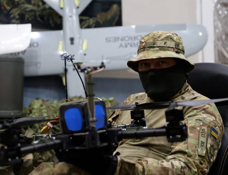 «Правильне налаштування дрона — ключ до успішного виконання завдання», – боєць на псевдо Оса