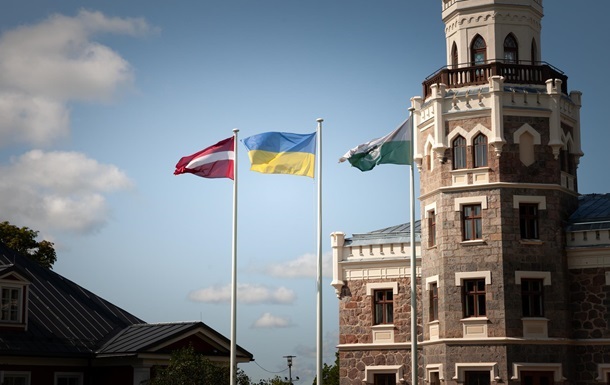 Латвія переглянула фіндопомогу біженцям з України