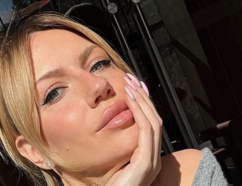 Леся Нікітюк показала зворушливі фото з сином