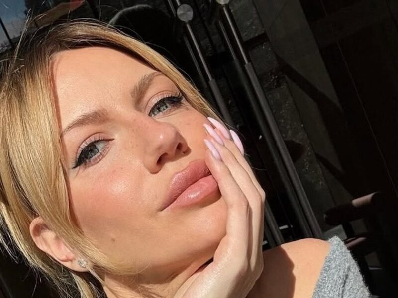 Леся Нікітюк показала зворушливі фото з сином