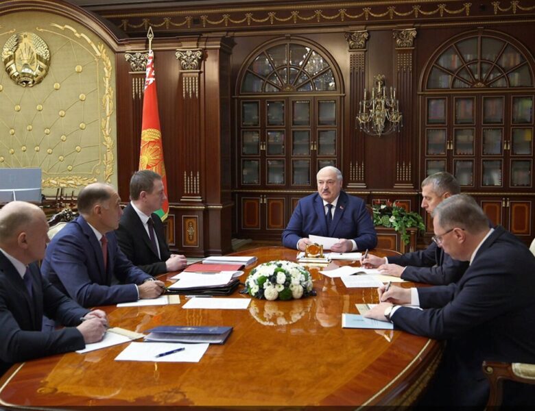 Лукашенко запропонував Трампу “велику угоду”