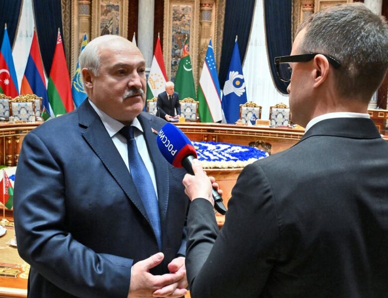 Лукашенко знову пригрозив Зеленському втратою країни