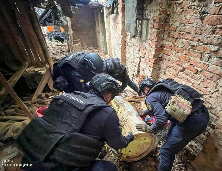 На Чернігівщині знешкодили бойову частину Іскандер-К