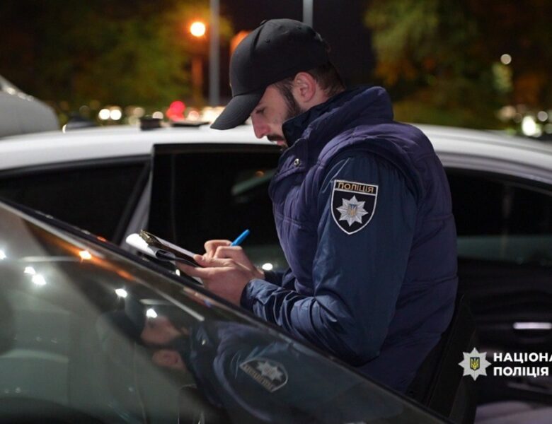 На хабарі затримали начальника РТЦК на Одещині