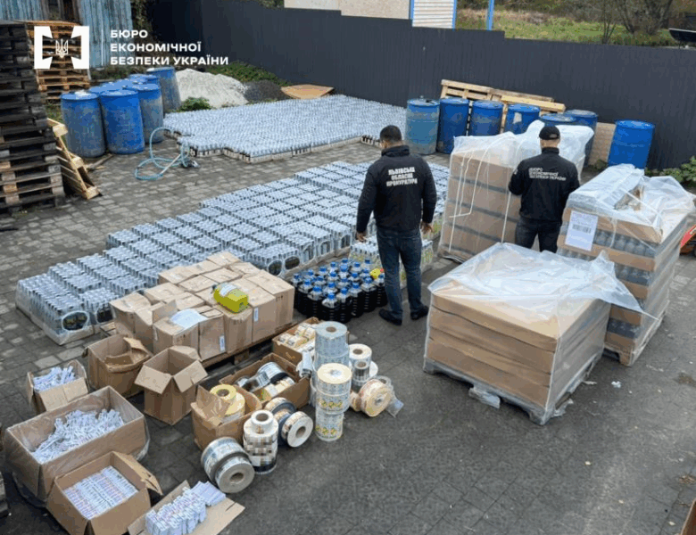 На Львівщині викрили підпільне виробництво алкоголю на понад 1,2 млн