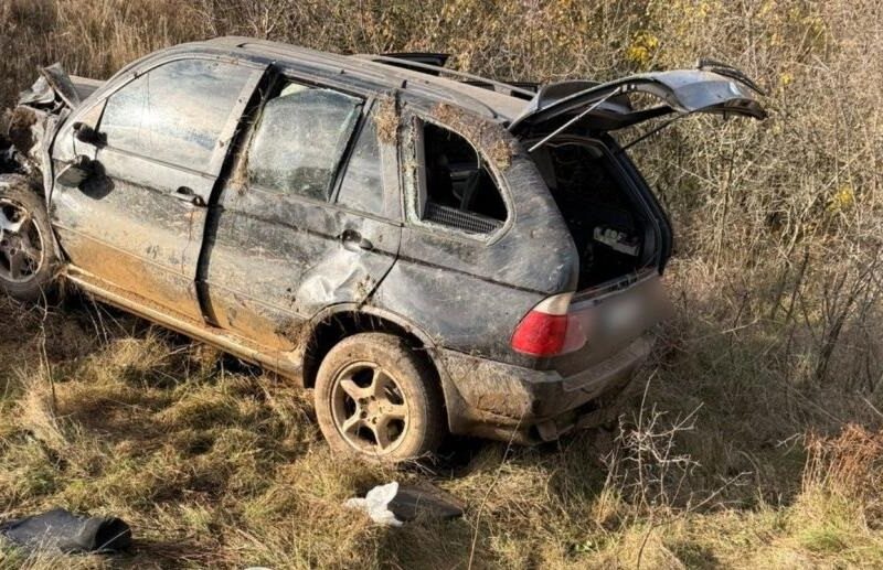 На Одещині перекинувся автомобіль з ухилянтами