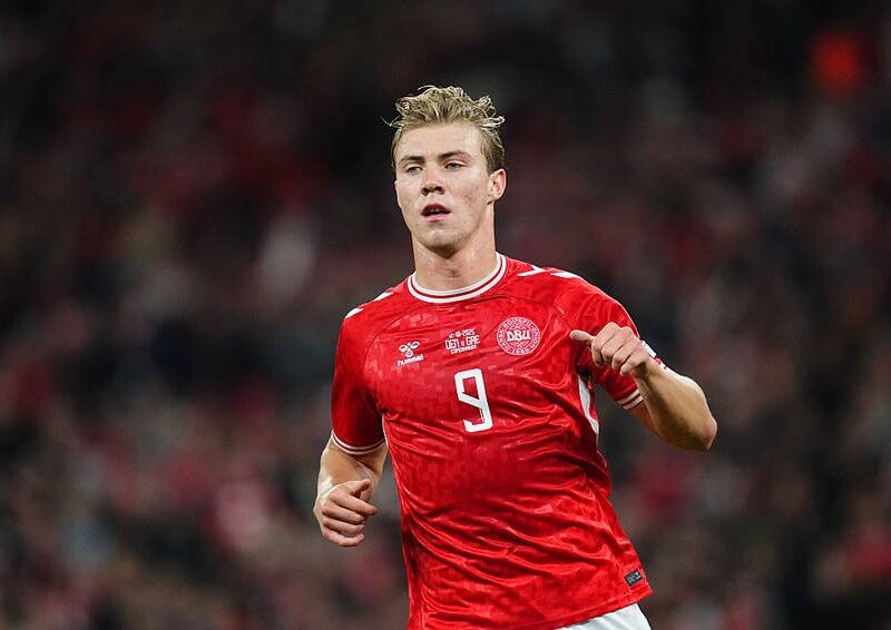 Наполі офіційно викупив данського форварда у МЮ