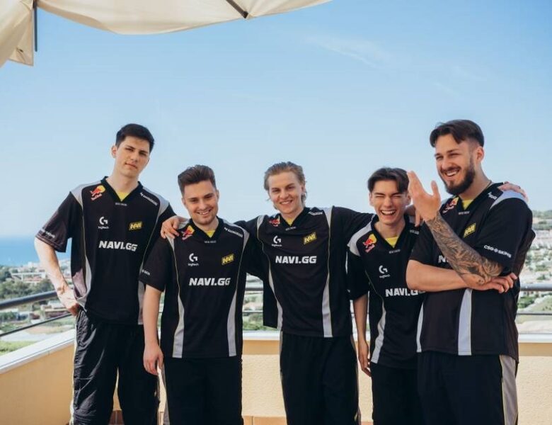 NaVi з неймовірною перемогою над Aurora виходять із групи TWC-2025