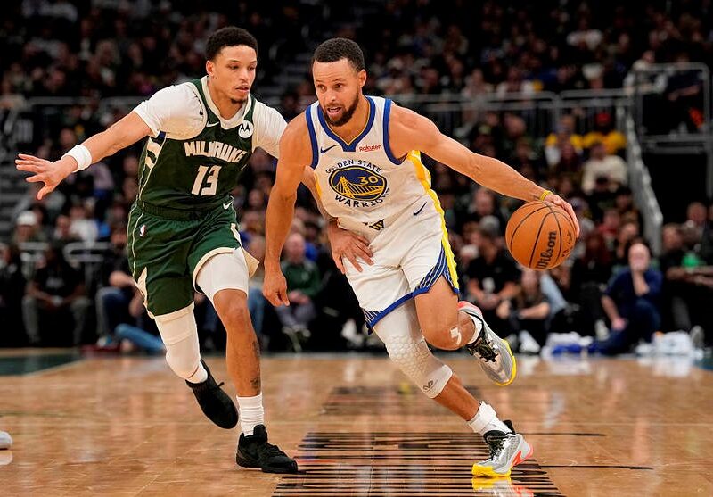 НБА: Мілуокі в боротьбі обіграли Голден Стейт