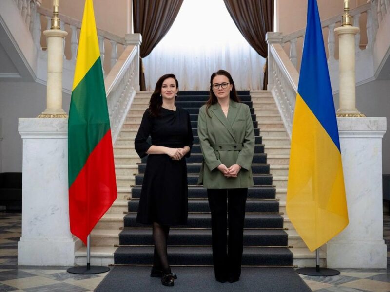 Нова прем’єрка Литви прибула з першим візитом до Києва