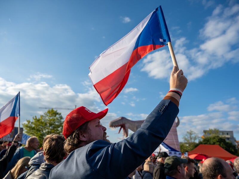 Парламентські вибори розпочалися у Чехії