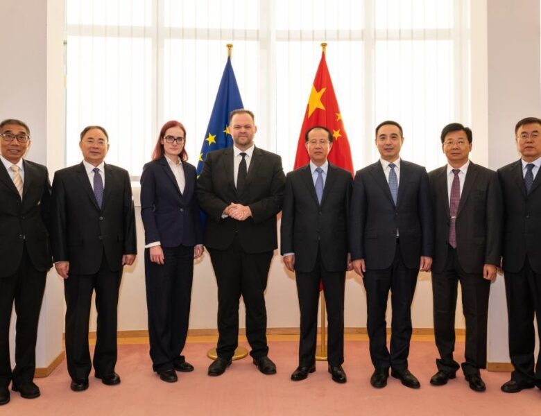 Перша за сім років зустріч ЄС і Китаю закінчилася суперечкою через Україну