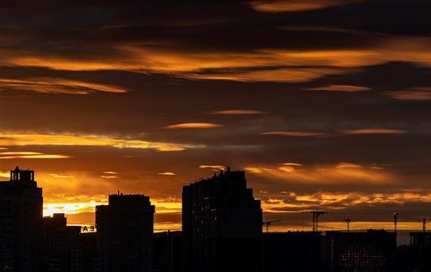 По всій Україні аварійні відключення світла