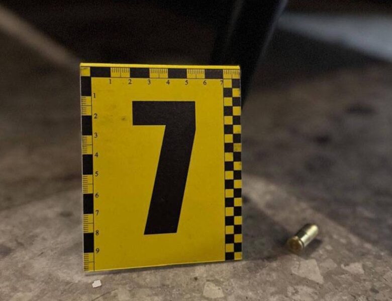 Поліція затримала чоловіка, що вчинив стрілянину у барі на Печерську