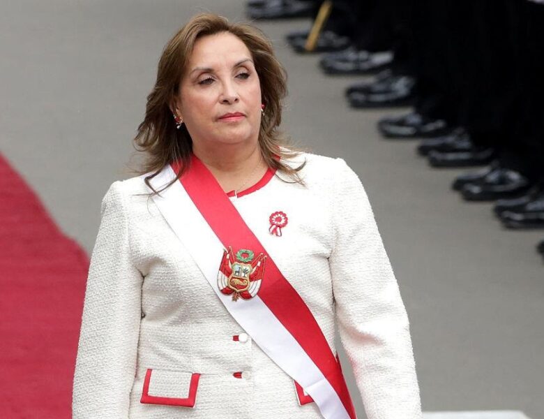 Президенту Перу оголосили імпічмент на тлі масової злочинності в країні