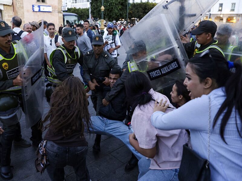 Протести у Марокко переросли у криваві сутички