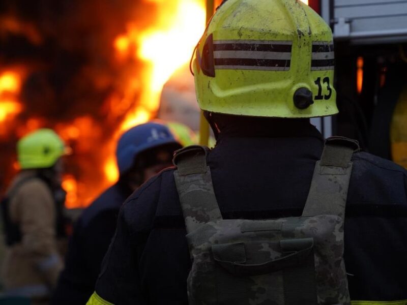 РФ б’є БпЛА з касетними боєприпасами – Зеленський