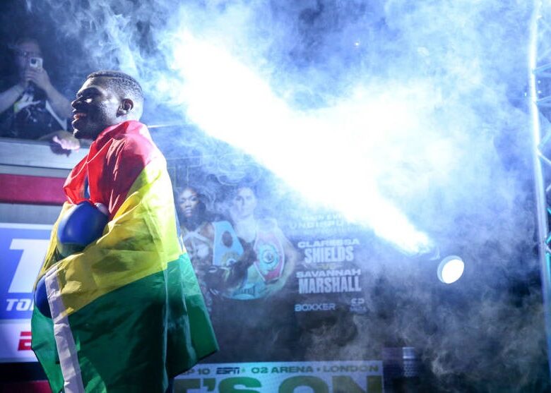 Річард Коммі проведе другий бій після вересневого