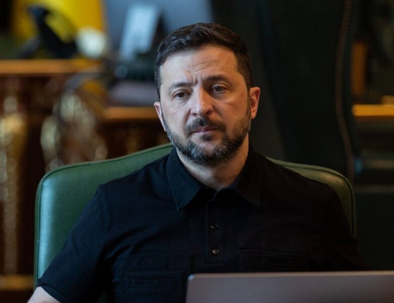 Росія продовжує отримувати іноземні деталі для своїх ракет – Зеленський